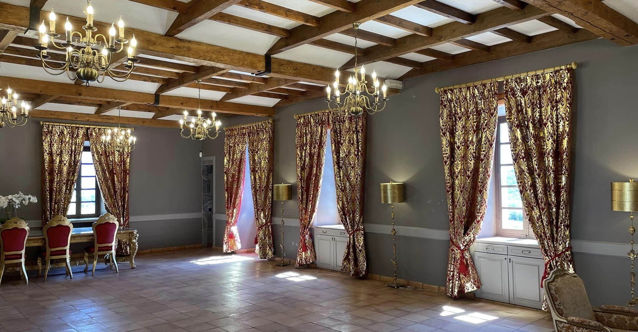 Tapissier Décorateur Ensemblier Thierry Lapierre Challes les eaux savoie